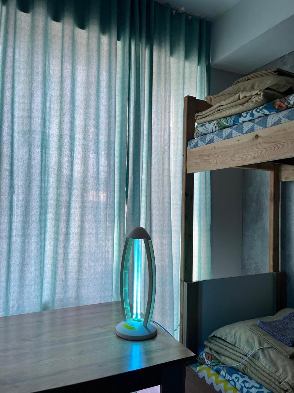 Hostel Del Luna Alma-Ata Exteriör bild